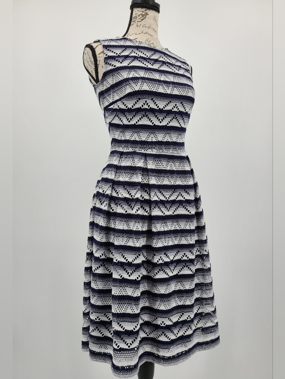 Andrew Marc Navy and White Geometric A Line Dress Size 0